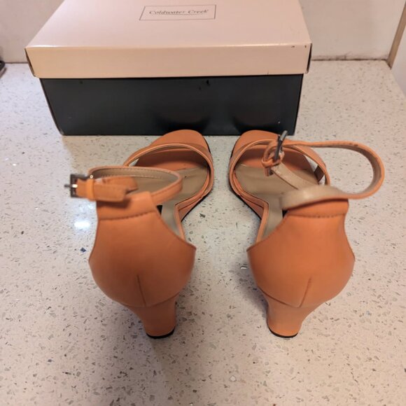 Shoes New in box Pretty Coldwater Creek light  orange size 8 1/2 medium - Picture 7 of 7